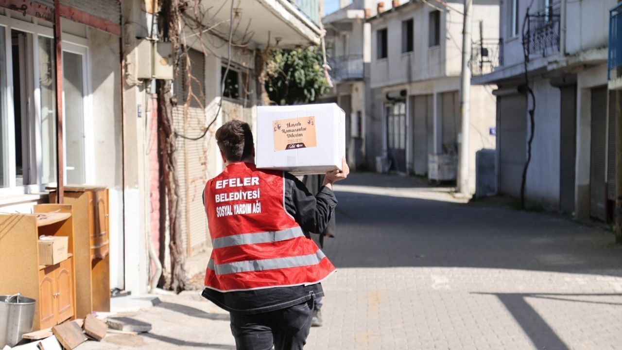 Başkan Yetişkin’in “Kardeş Eli” Ramazan’da Hanelere Ulaşıyor