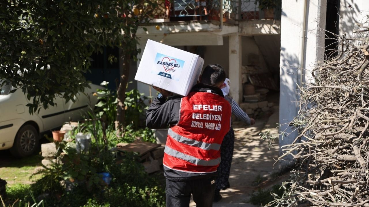 Başkan Yetişkin’in “Kardeş Eli” Ramazan’da Hanelere Ulaşıyor1