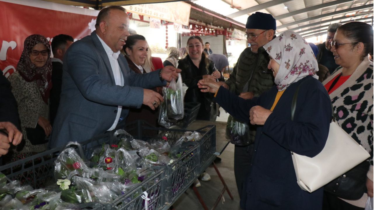 Bozdoğanlı Kadınlara 8 Mart Sürprizi