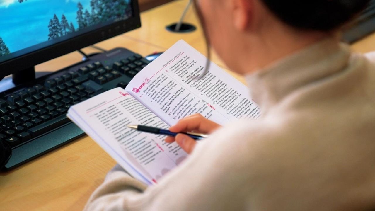 Didim Halk Kütüphanesi Gençler Için Umut Olmaya Devam Ediyor1