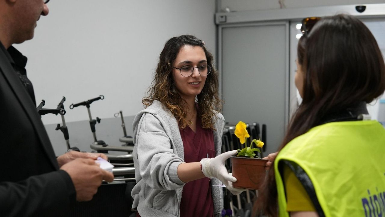 Didim’de Sağlık Emekçilerine Anlamlı Jest1