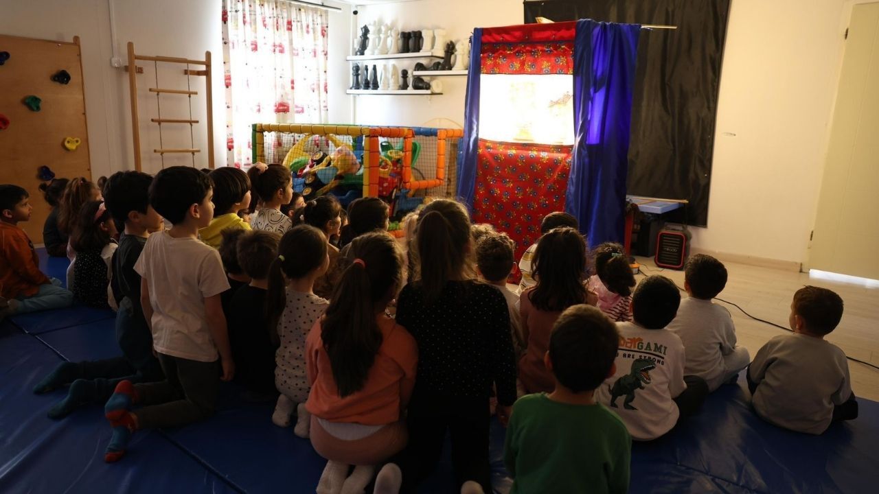 Didimli Minikler Hacivat Ve Karagöz Ile Buluştu3