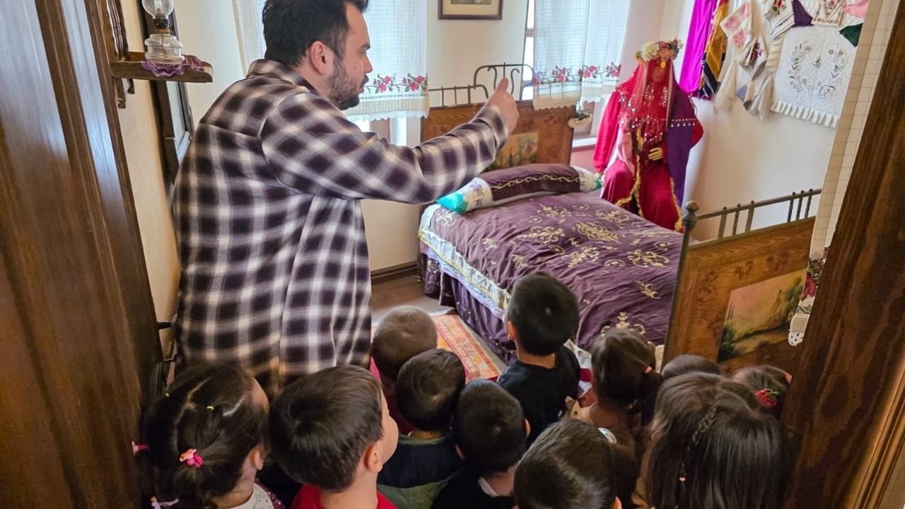 Efeler’de Çocuklar Tarihle Buluştu5