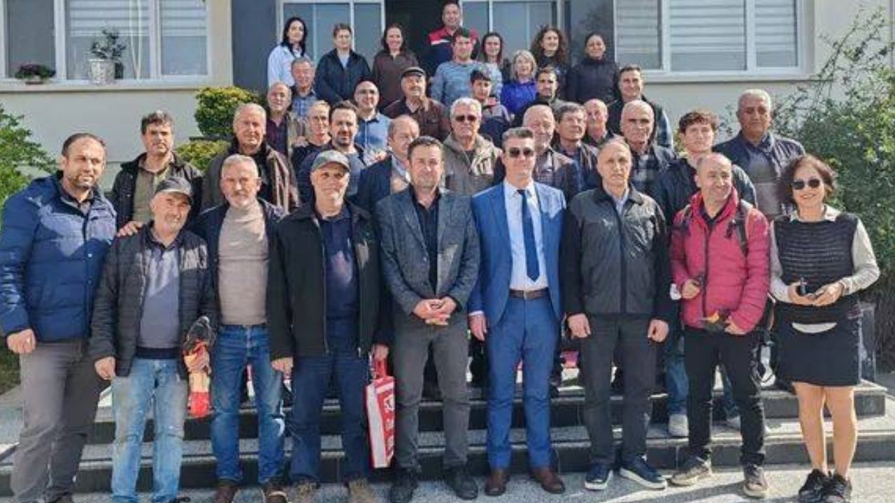 Koçarlılı Zeytin Üreticisine Teknik Gezi3