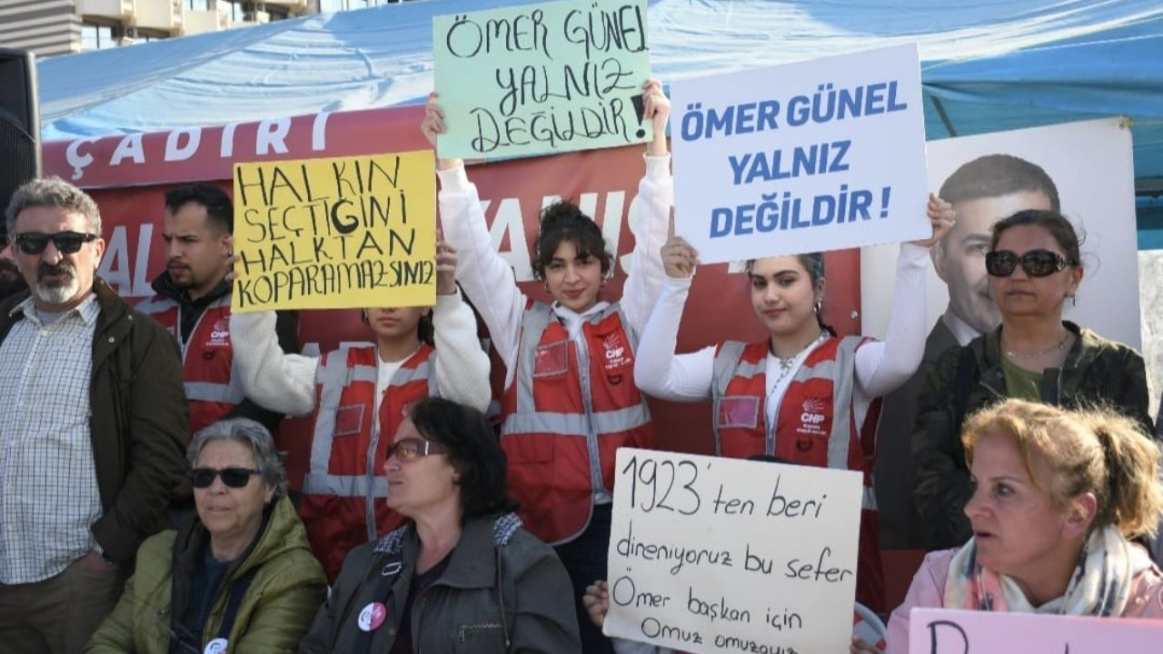 Kuşadası’nda Ömer Günel’e Yerel Destek Artıyor1