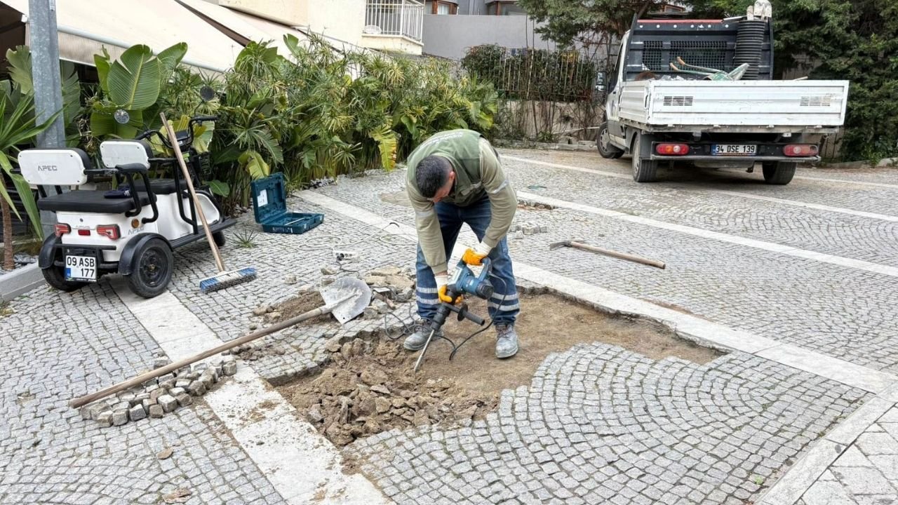 Kuşadası’nda Yollar Yenileniyor2