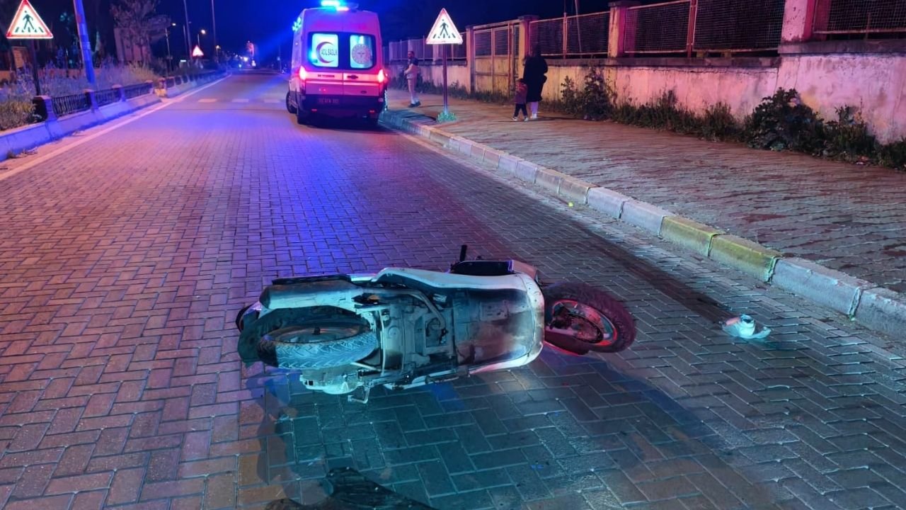 Nazilli’de Alkollü Sürücü Refüje Çarptı 1 Yaralı3