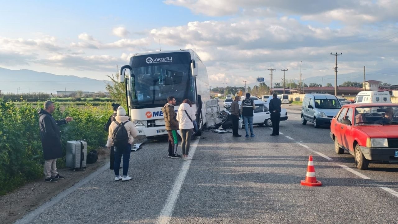 Nazilli’de Şüpheli Kaza Otomobil Sürücüsü Hayatını Kaybetti1