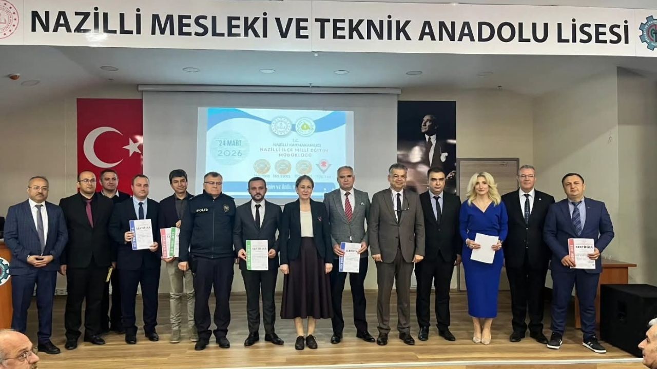 Nazilli'nin Gururu Öğrenciler Belgelerini Aldı