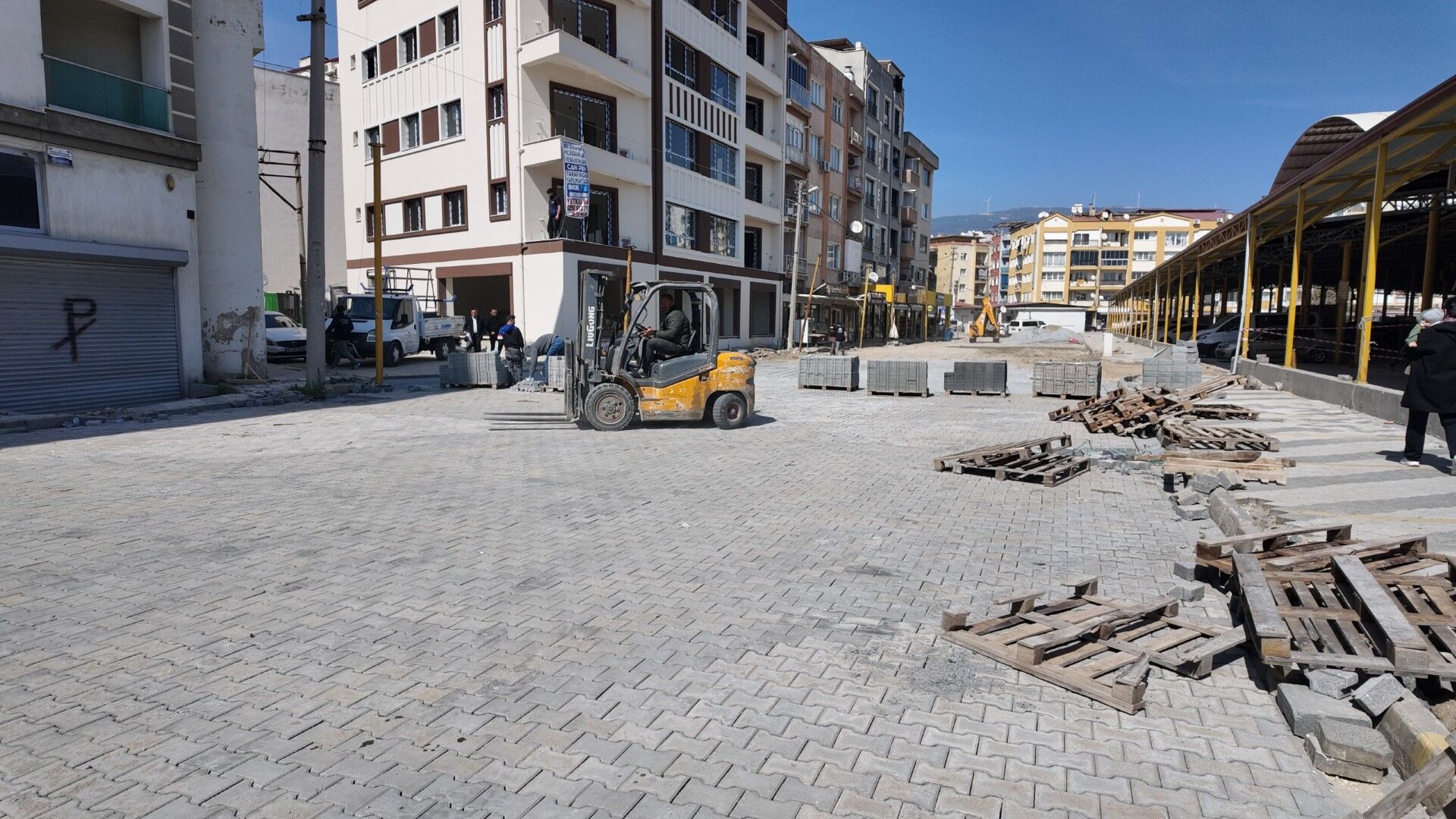 Söke Yenicami Mahallesi Modern Görünüme Kavuşuyor