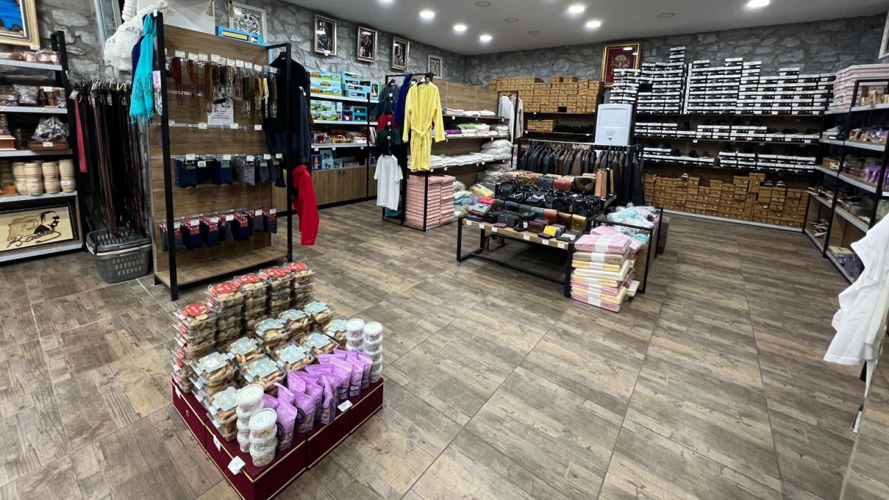 Ünlü Sanatçı Bülent Ersoy’un Söke Cezaevi’ndeki Koğuşu Restoran Oldu 4