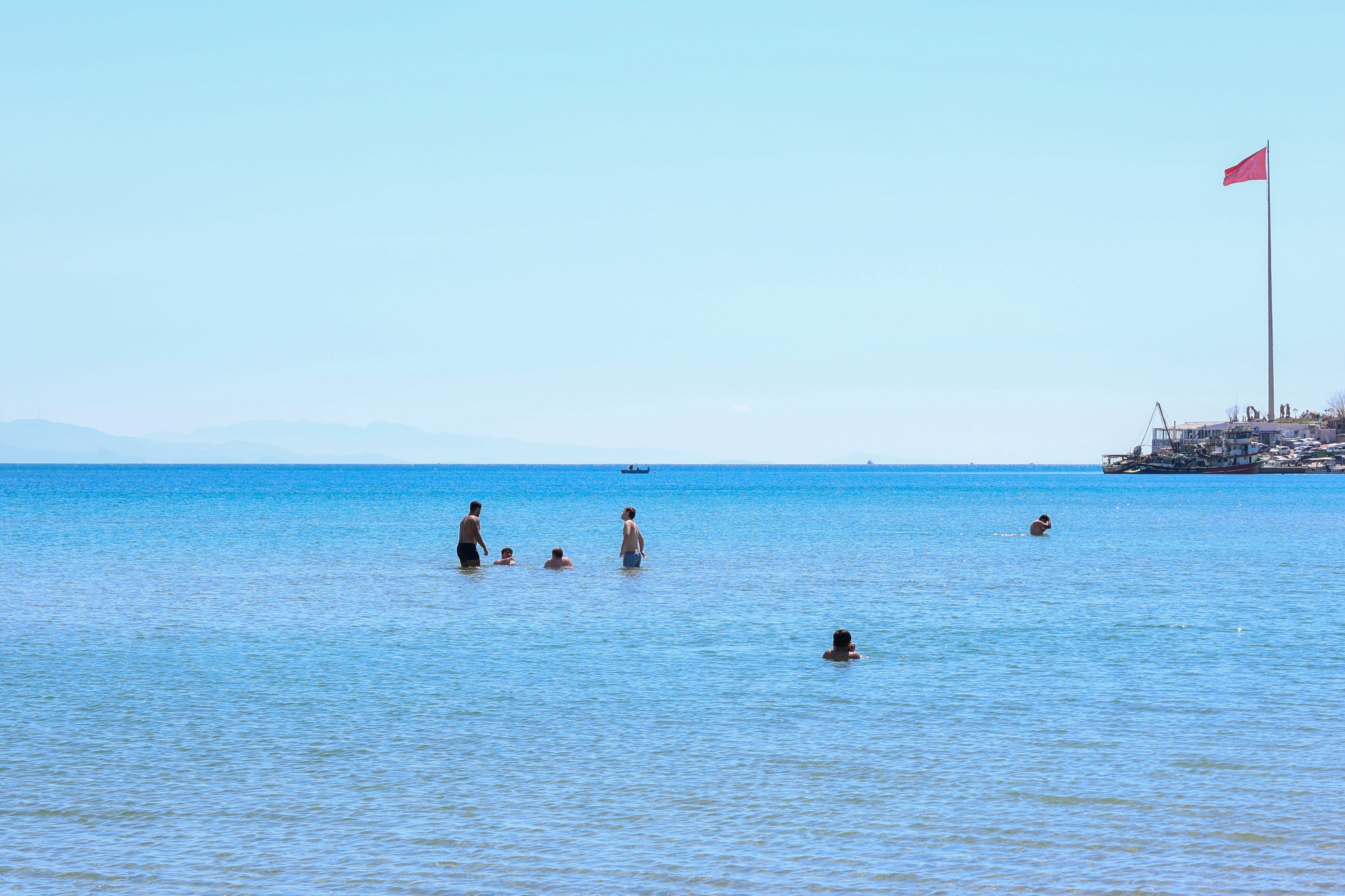 A A 20260407 41041929 41041927 D I D I M D E S I C A K H A V A Y I F I R S A T B I L E N L E R D E N I Z D E Y U Z D U