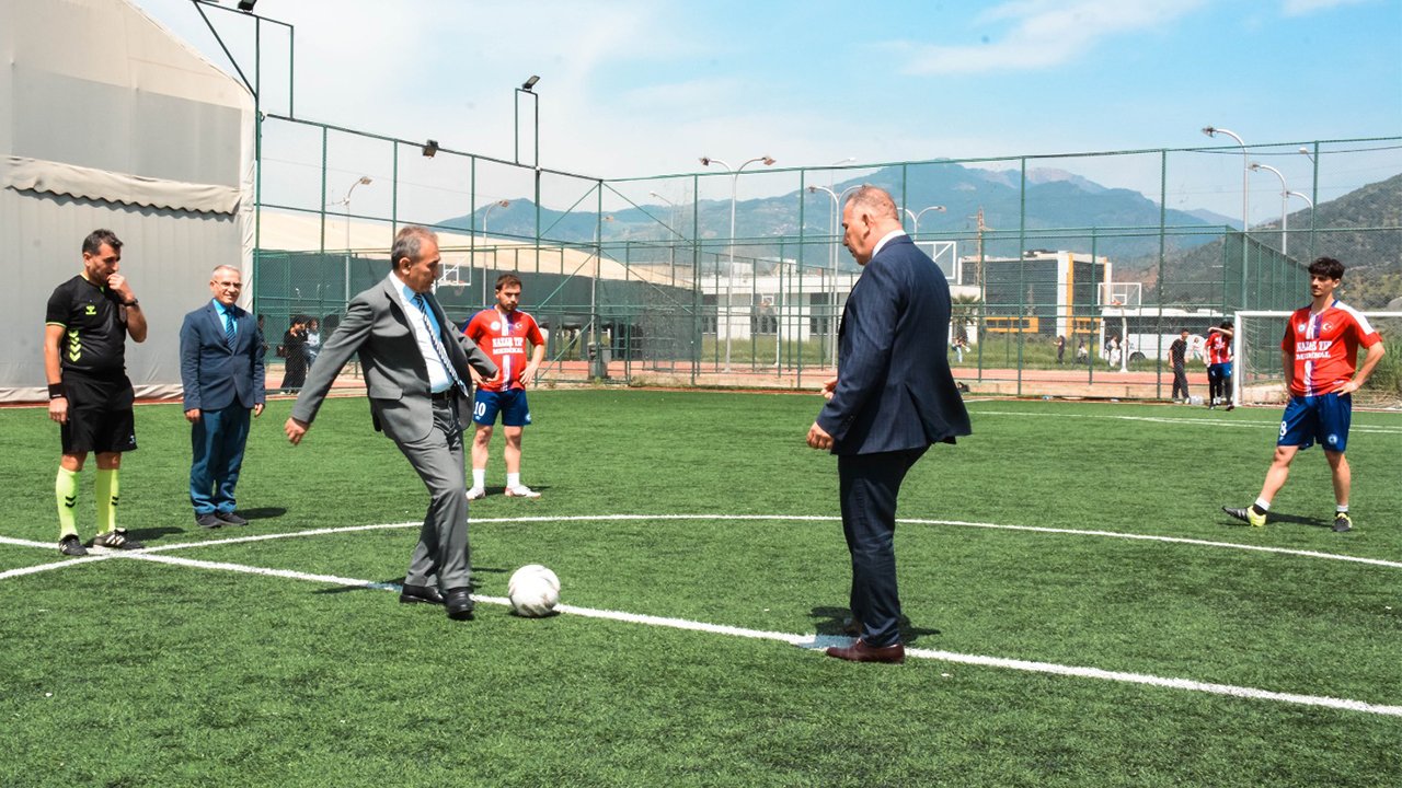 Adü Gençli̇k Turnuva