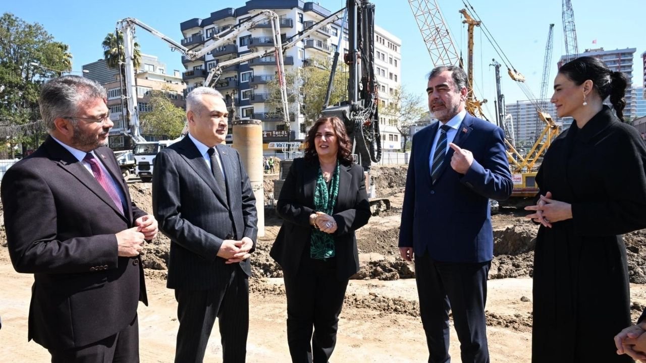 Ak Partili Heyet Dörtyol Kavşağı'nı Inceledi1