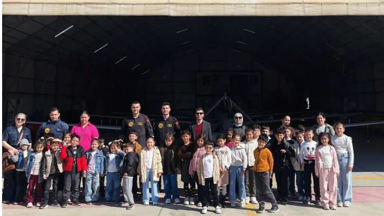 Atçalı Minikler Filo Komutanlığı'nı Ziyaret Ettiler