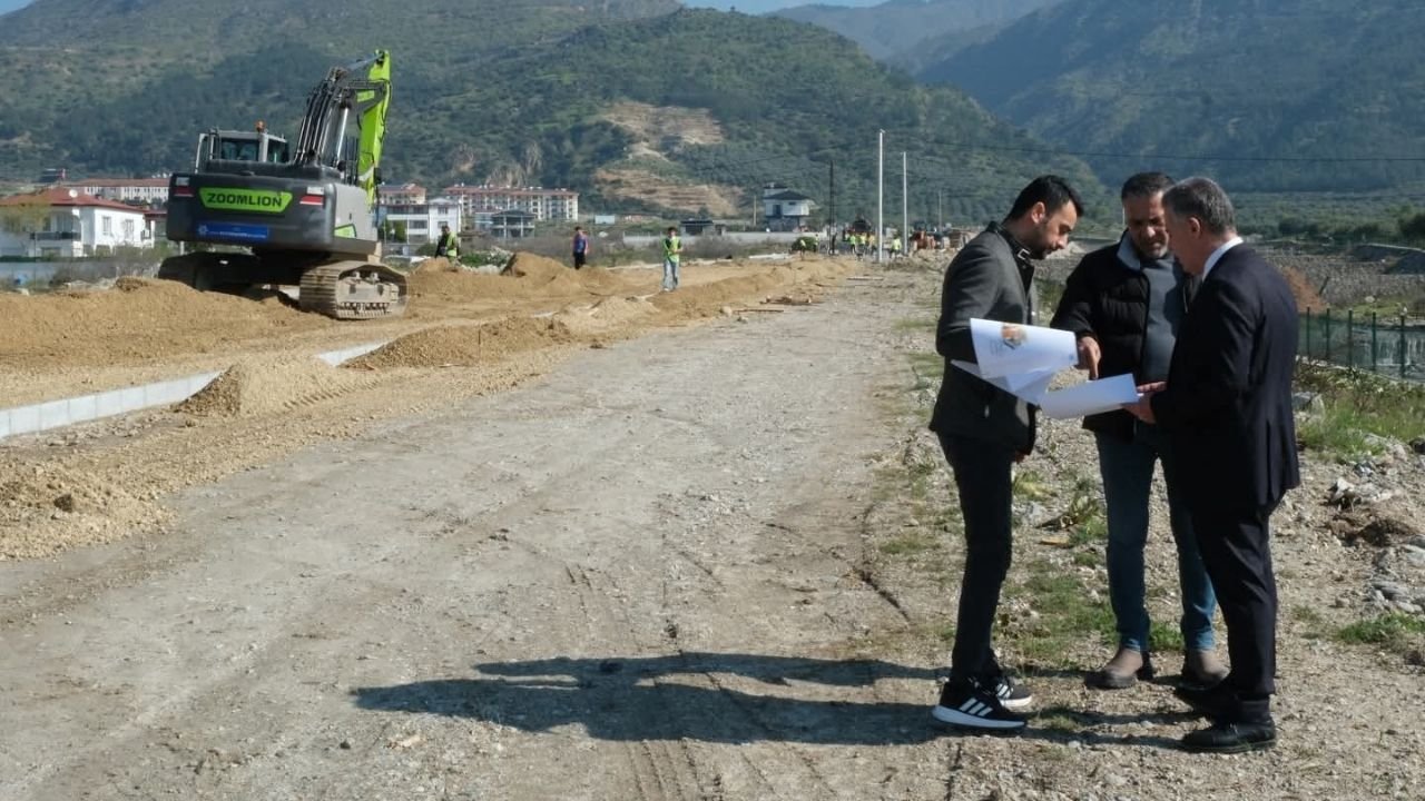 Buharkent'e Yeni Cadde2