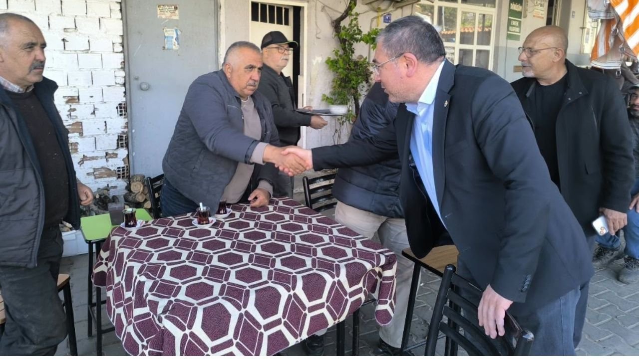 Chp’li Karakoz Balatçık’ta Üretici Ve Emeklileri Dinledi