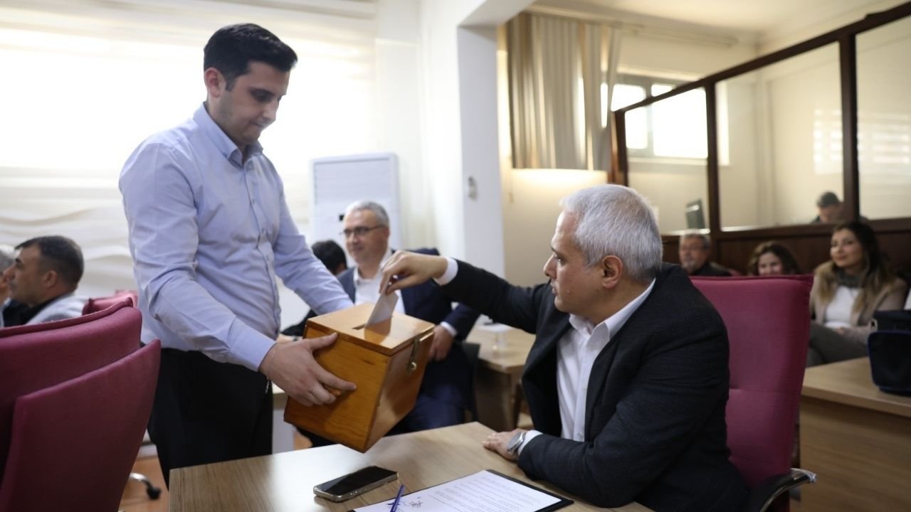 Efeler’de 2025 Yılı Faaliyet Raporu Oy Birliğiyle Kabul Edildi1