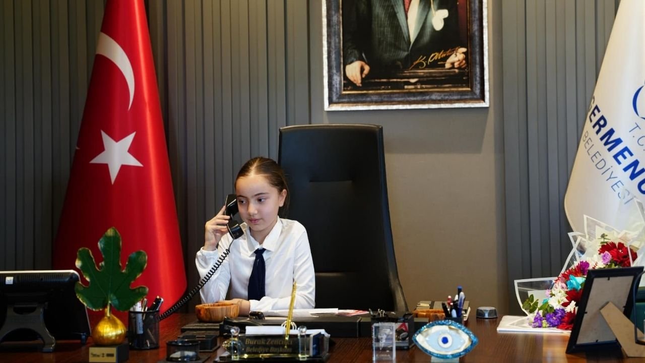 Germencik'te Başkan Zencirci Koltuğu Ve Yetkiyi Çocuklara Devretti01