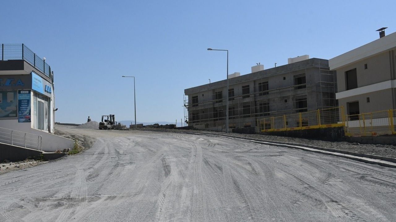 Kuşadası Belediyesi’nden Değirmendere’ye Konforlu Ulaşım Hamlesi30