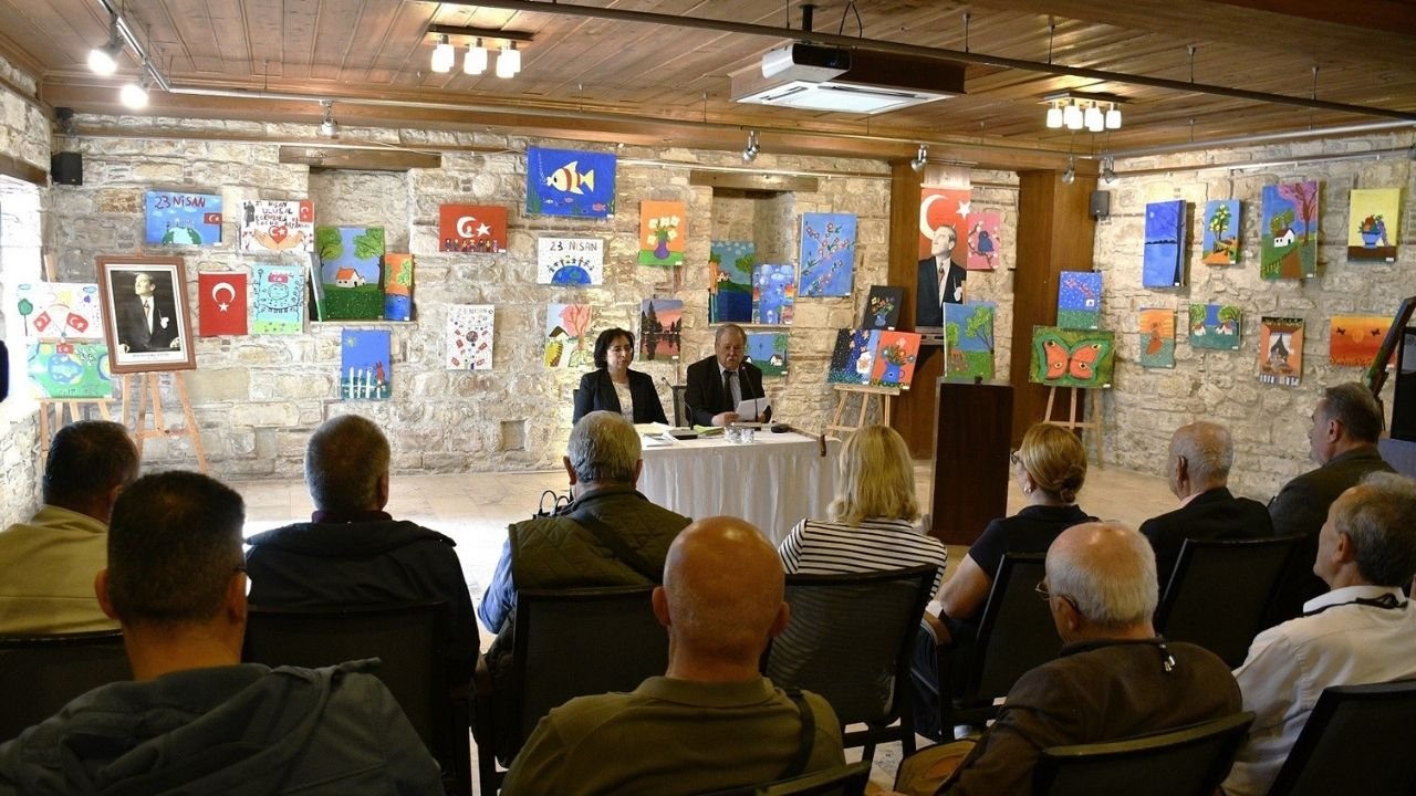 Kuşadası’nda Köy Enstitüleri’nin Mirası Konuşuldut