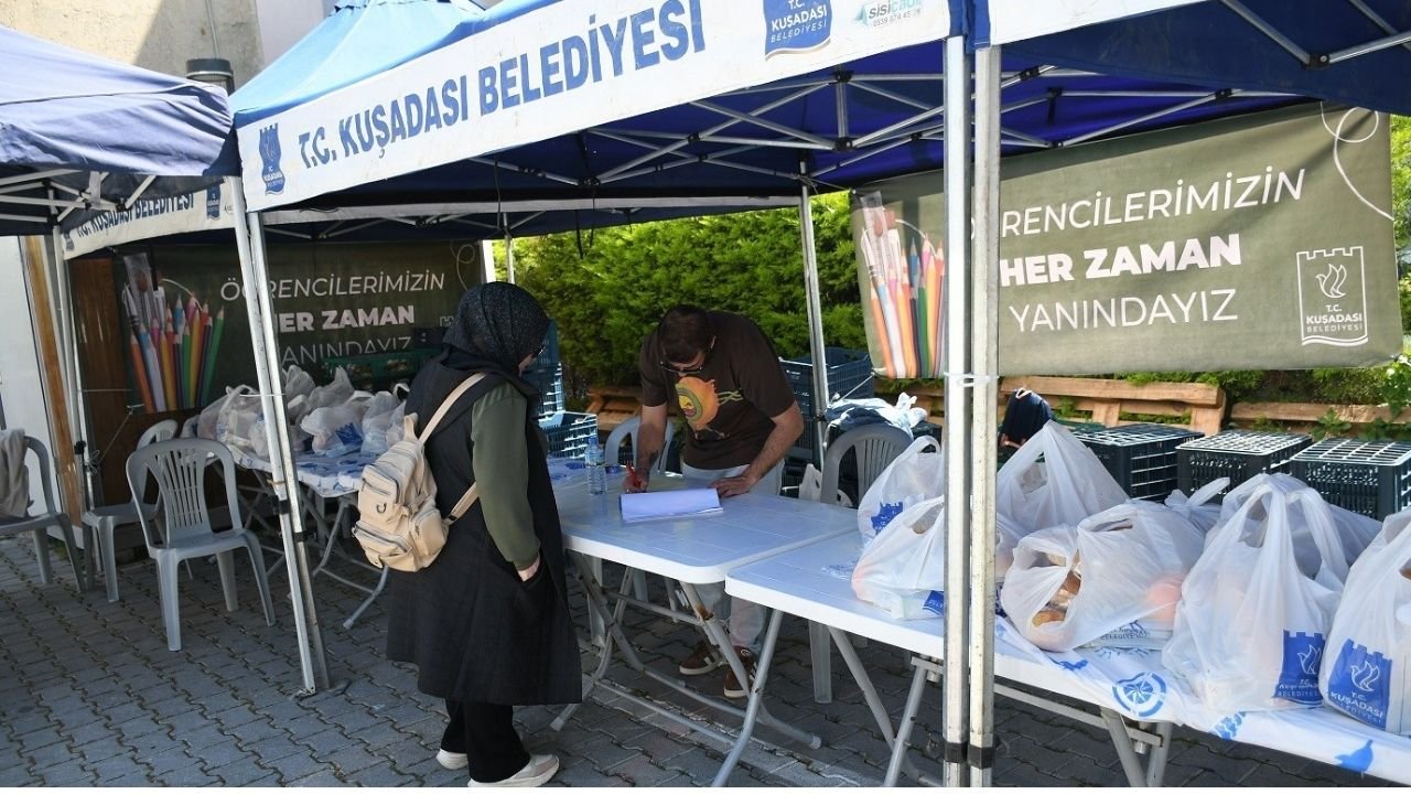 Kuşadası’nda Öğrencilere Beslenme Desteği Sürüyor4