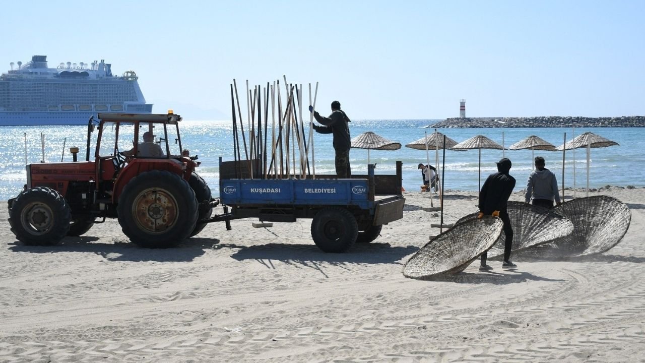 Kuşadası’nda Tatilciler Için Plajlar Modernize Ediliyor4