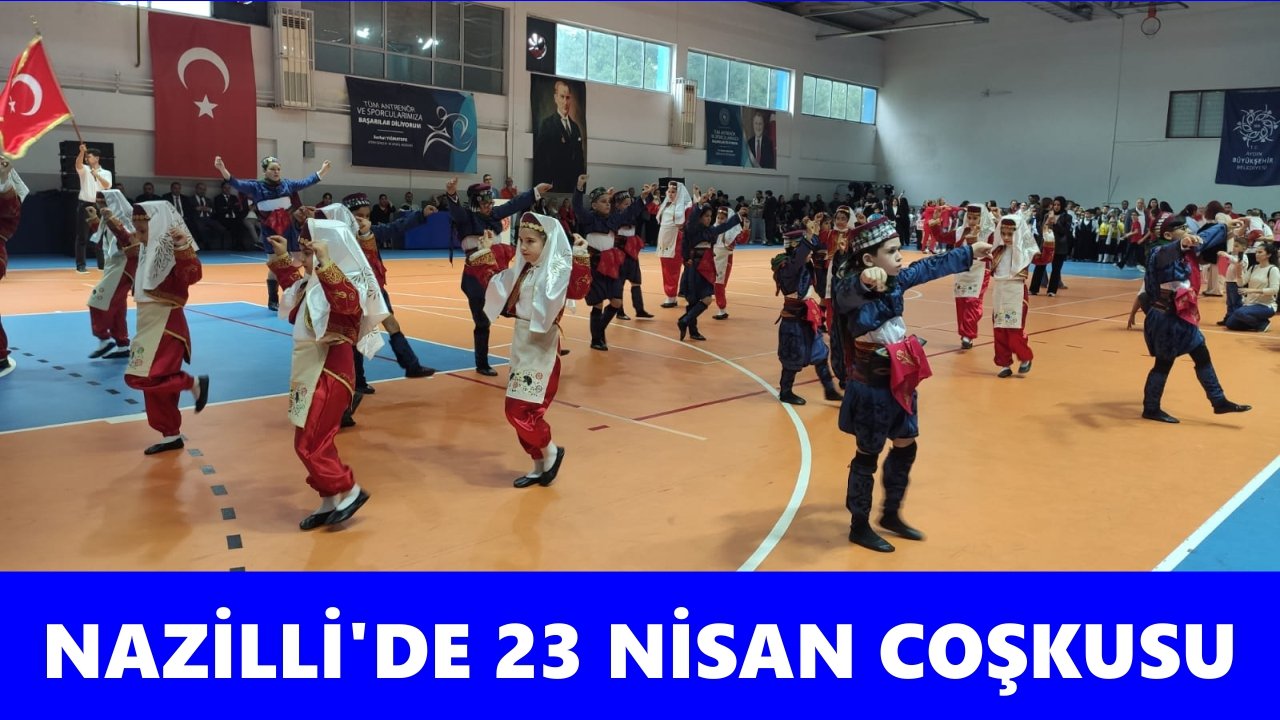 Nazilli'de 23 Nisan coşkusu: Çelenk töreni yağmur altında yapıldı