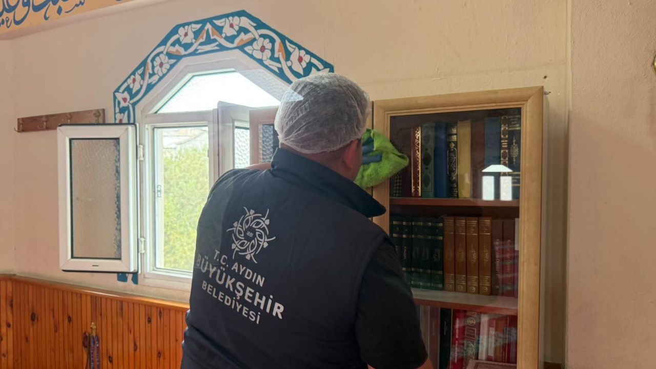 Aydın’da Camiler Bayram Için Hazırlanıyor1