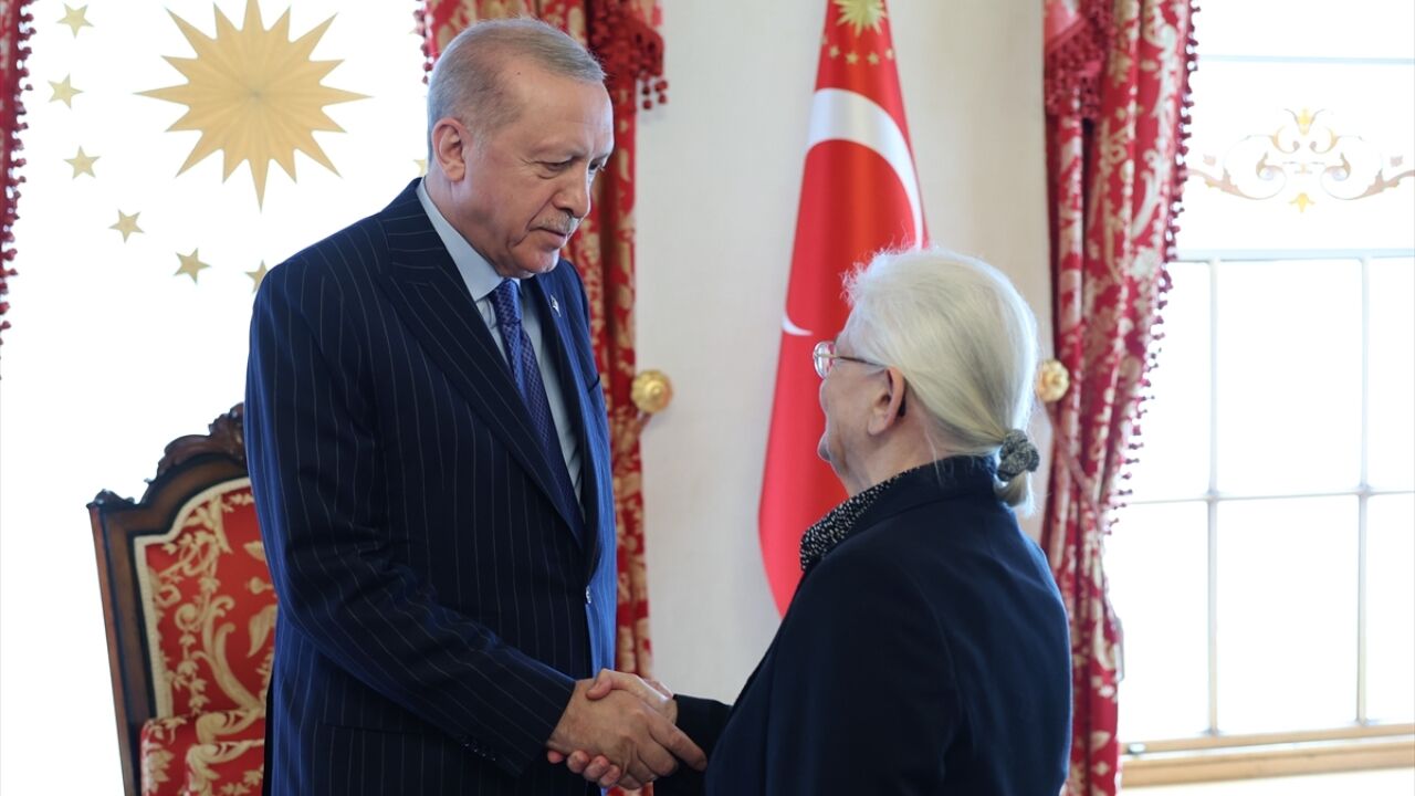 Aydınlı Menderes Ailesi Cumhurbaşkanı Erdoğan’la Dolmabahçe’de Buluştu 3