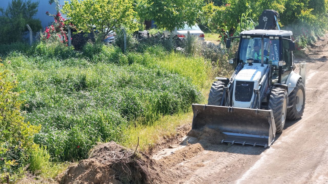 Başkan Çerçioğlu’ndan Üreticilere Yol Desteği3