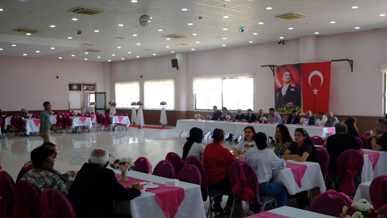 Başkan Doğanca Kuyucak’ta Vatandaşlarla Bayramlaştı