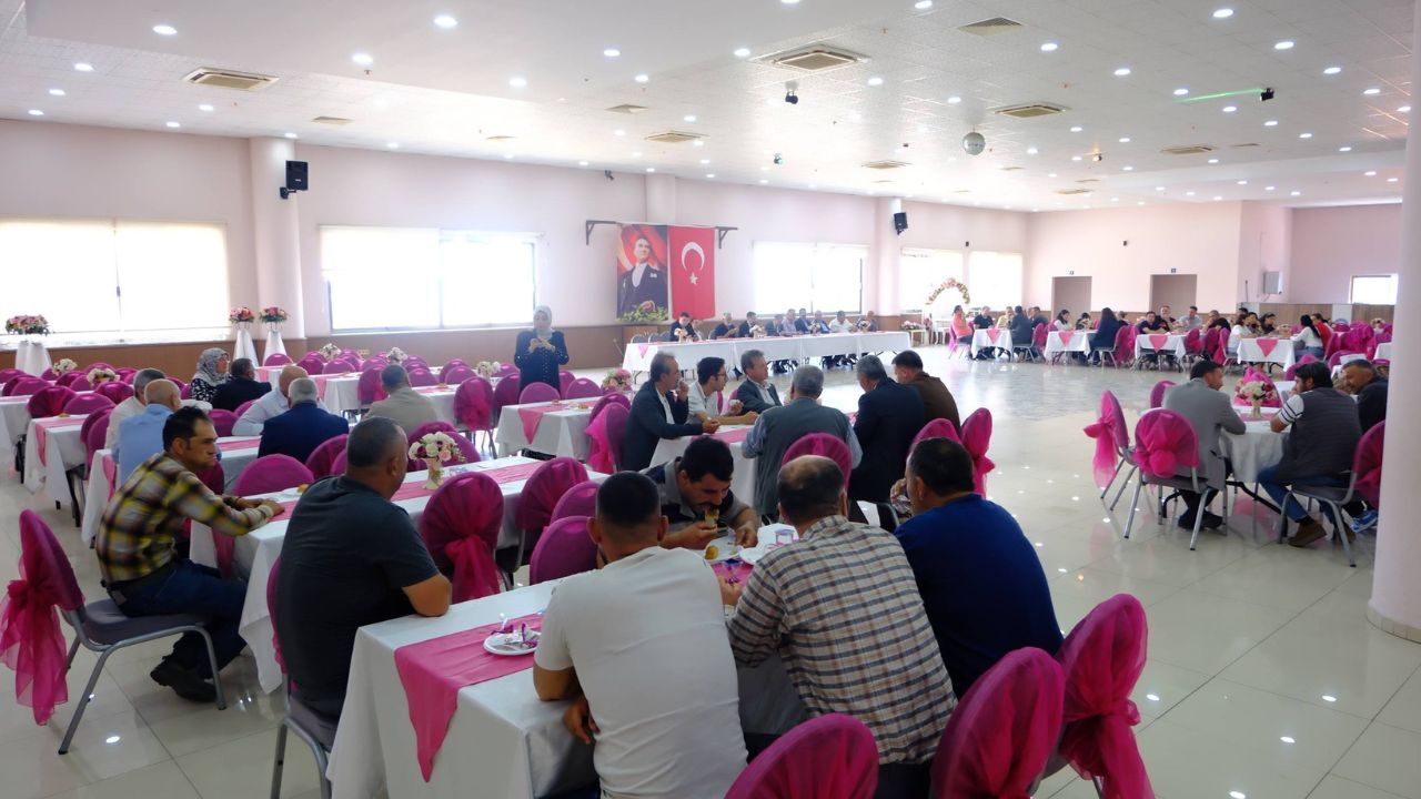 Başkan Doğanca Kuyucak’ta Vatandaşlarla Bayramlaştı1
