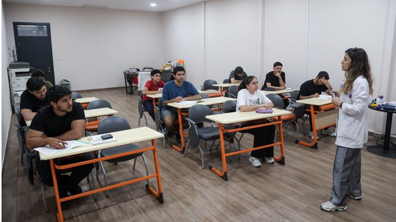 Başkan Yetişkin’den Gençlere Sınav Desteğih