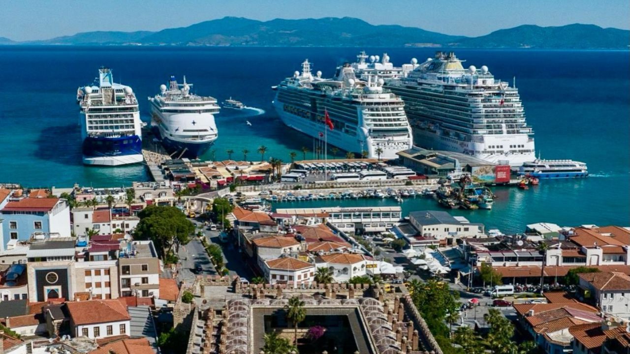 Bayramda 1 Milyon Ziyaretçi Kuşadası’na Akın Etti3