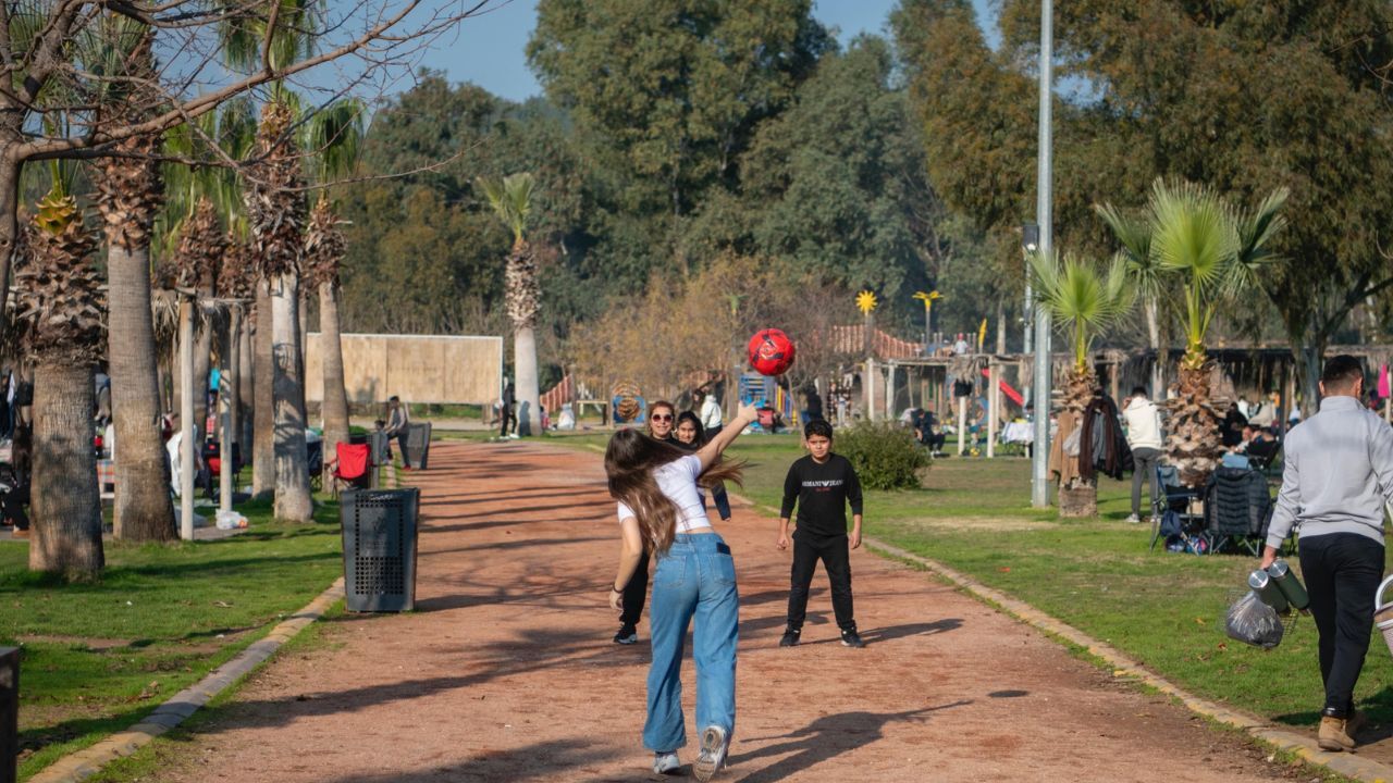 Bayramda 1 Milyon Ziyaretçi Kuşadası’na Akın Etti4
