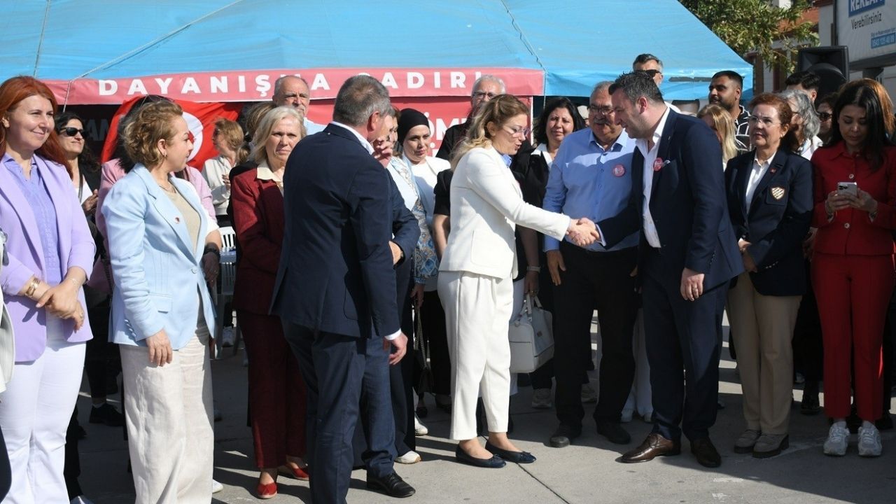 Chp’li Asu Kaya Gedik, Ömer Günel’e Destek Verdi5