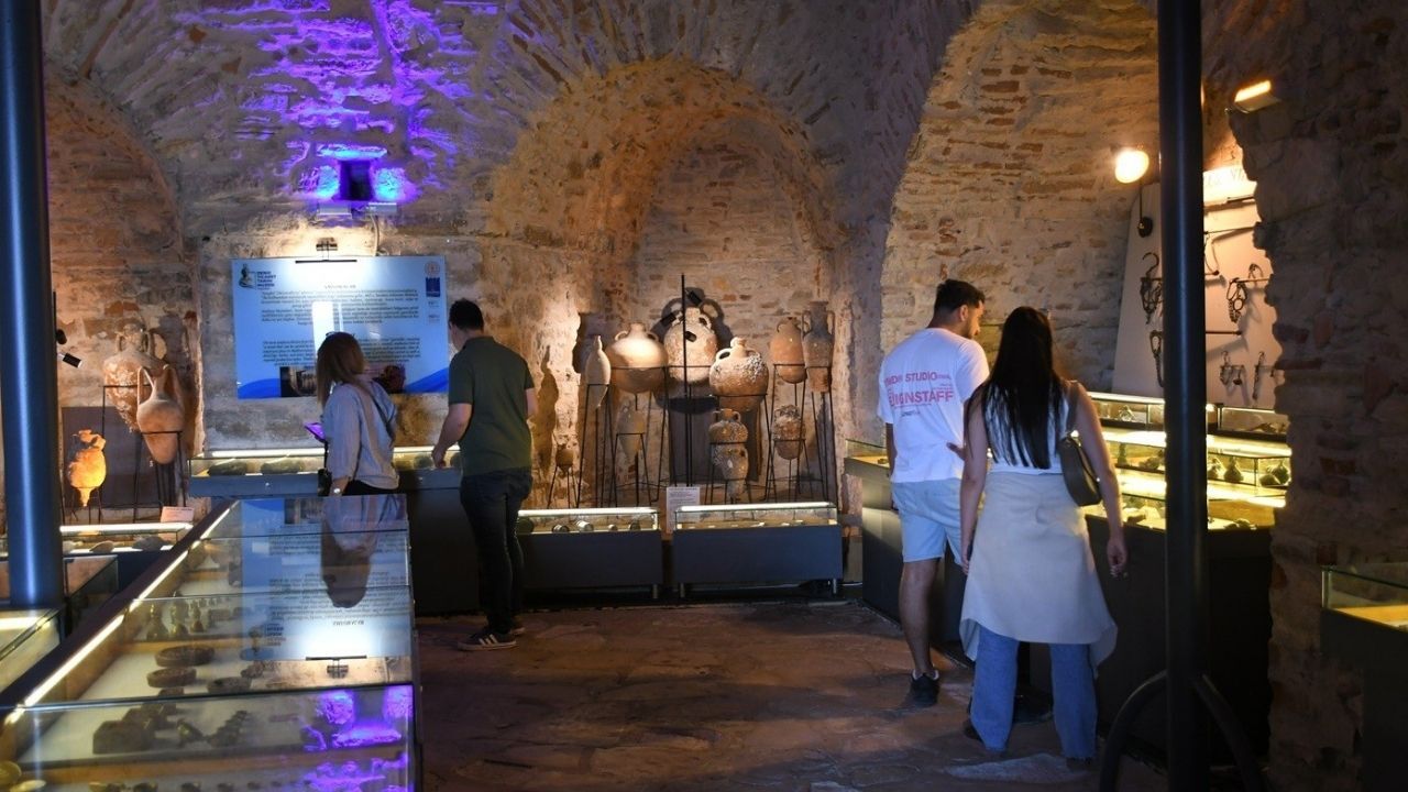 Deniz Ticaret Tarihi Sergisi Kuşadası’nda Dikkat Çekti6