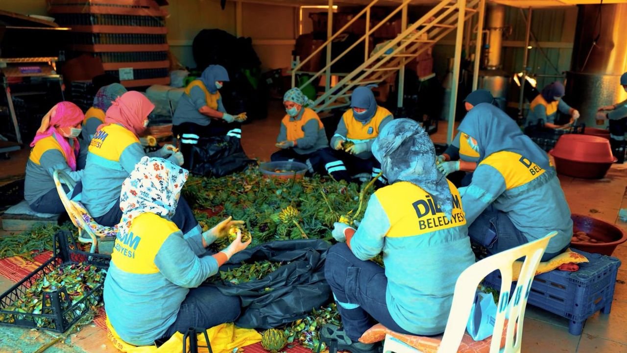 Didim Belediyesi’nin Doğal Ürünleri Vatandaşlarla Buluşuyor2