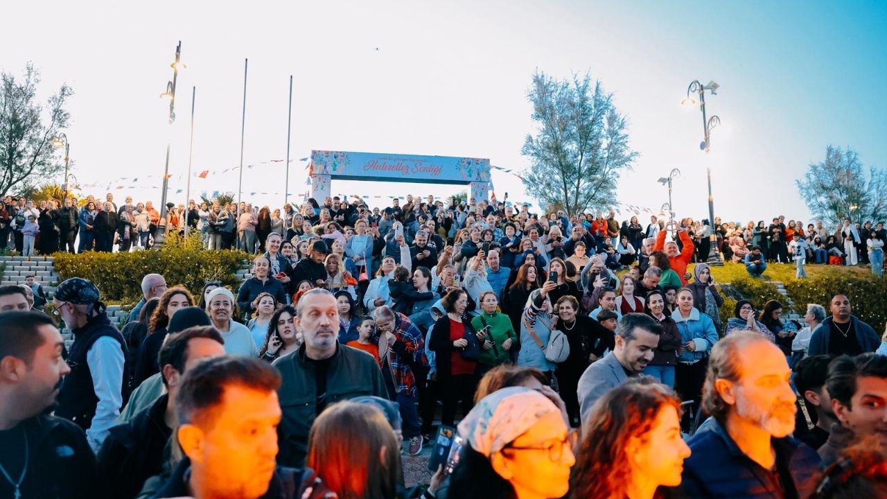 Didim’de Hıdırellez Coşkusu Amfi Tiyatro’da Yaşandı