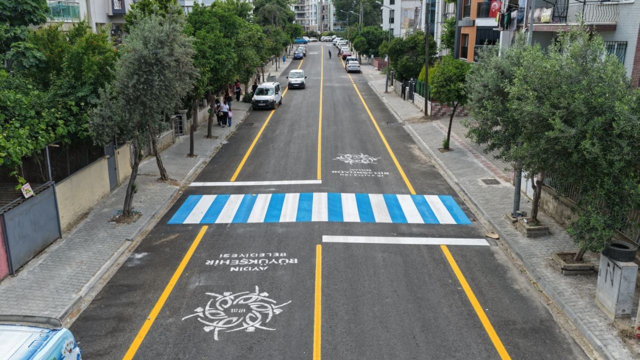 Efeler’de Fidanlık Caddesi Baştan Sona Yenilendi1