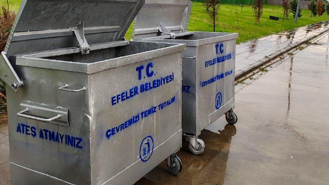 Efeler’de Sokaklar Bayrama Hazırlanıyor3