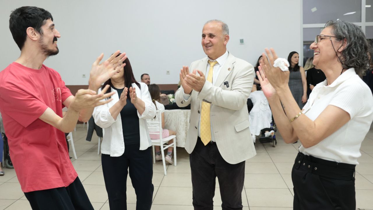 İncirliova'da Engelli Gençler Için Asker Eğlencesi2