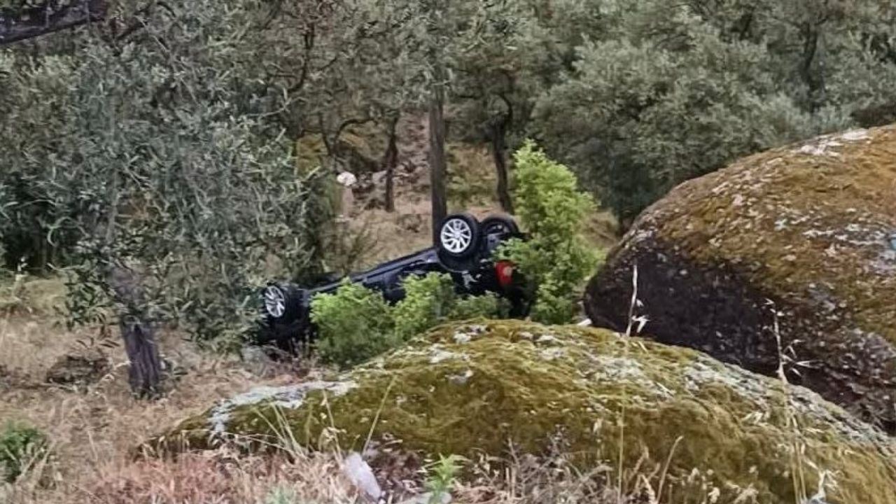 Karpuzlu’da Yağış Sonrası Korkutan Kaza1