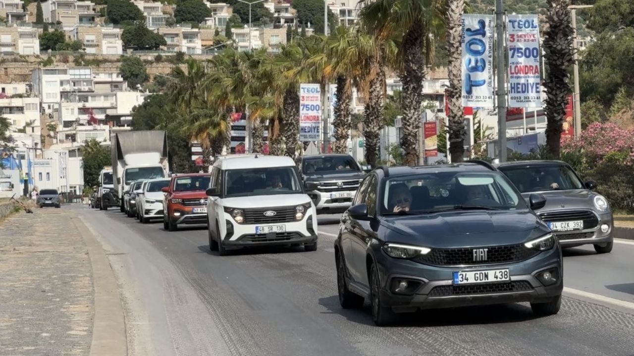 Kurban Bayramı Trafiği Muğla’yı Kilitledi