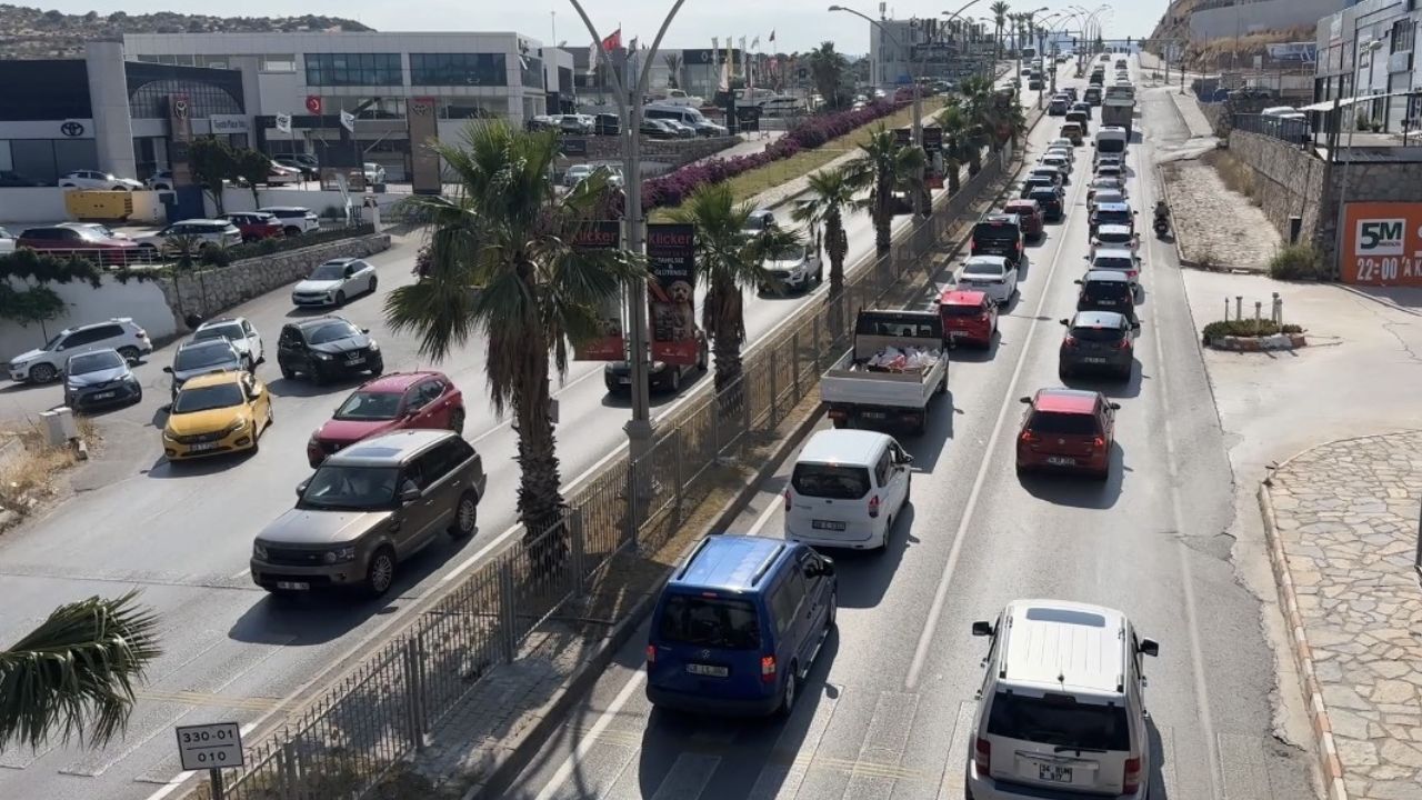 Kurban Bayramı Trafiği Muğla’yı Kilitledi4