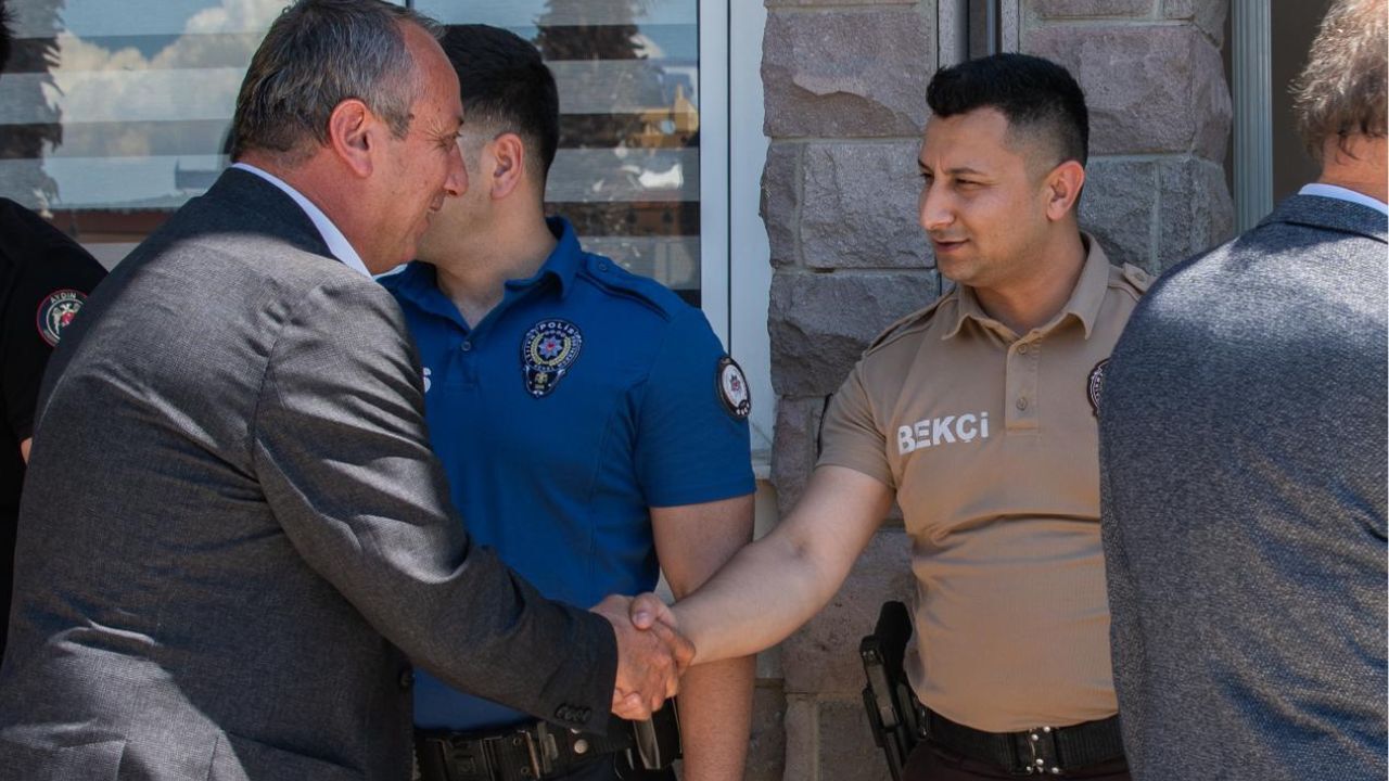 Kuşadası’nda Geleneksel Bayramlaşma Töreni3
