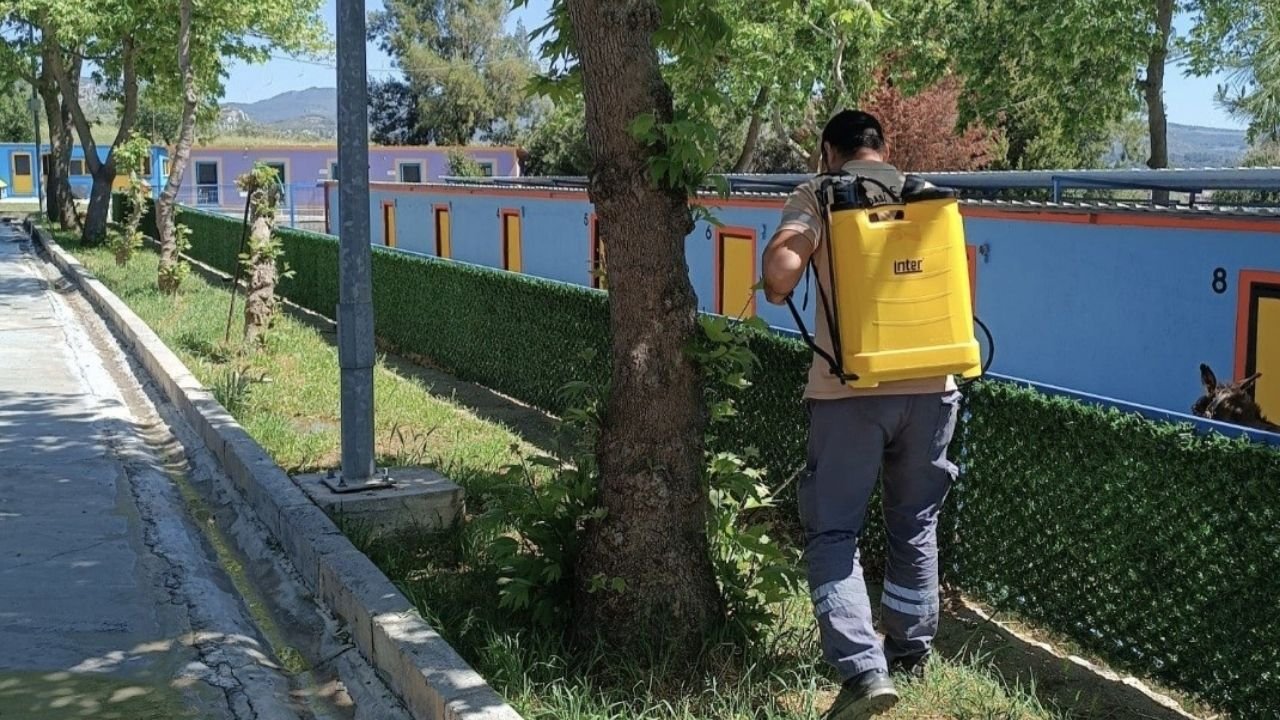 Kuşadası'nda Kene Için Erken Önlem Alındı3