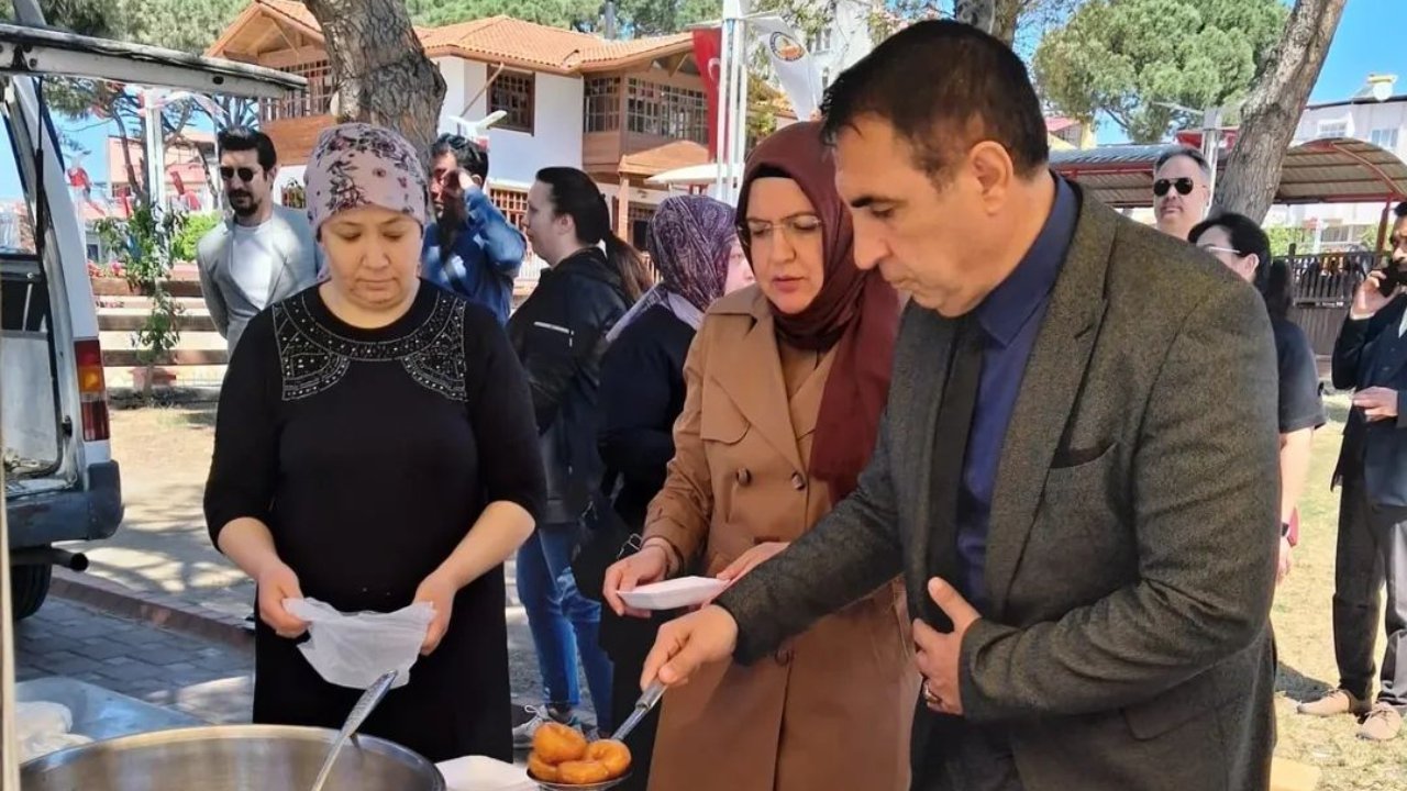 Kuyucak'ta Merhum Öğretmen Için Lokma Hayrı 2