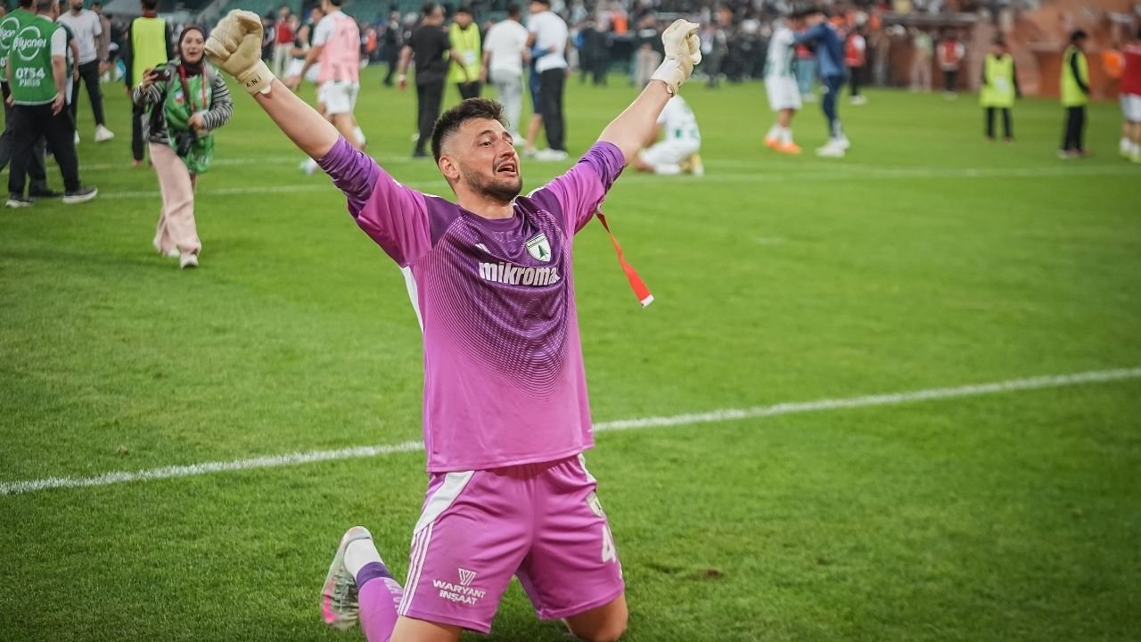 Muğlaspor 1. Lig’e Yükseldi1